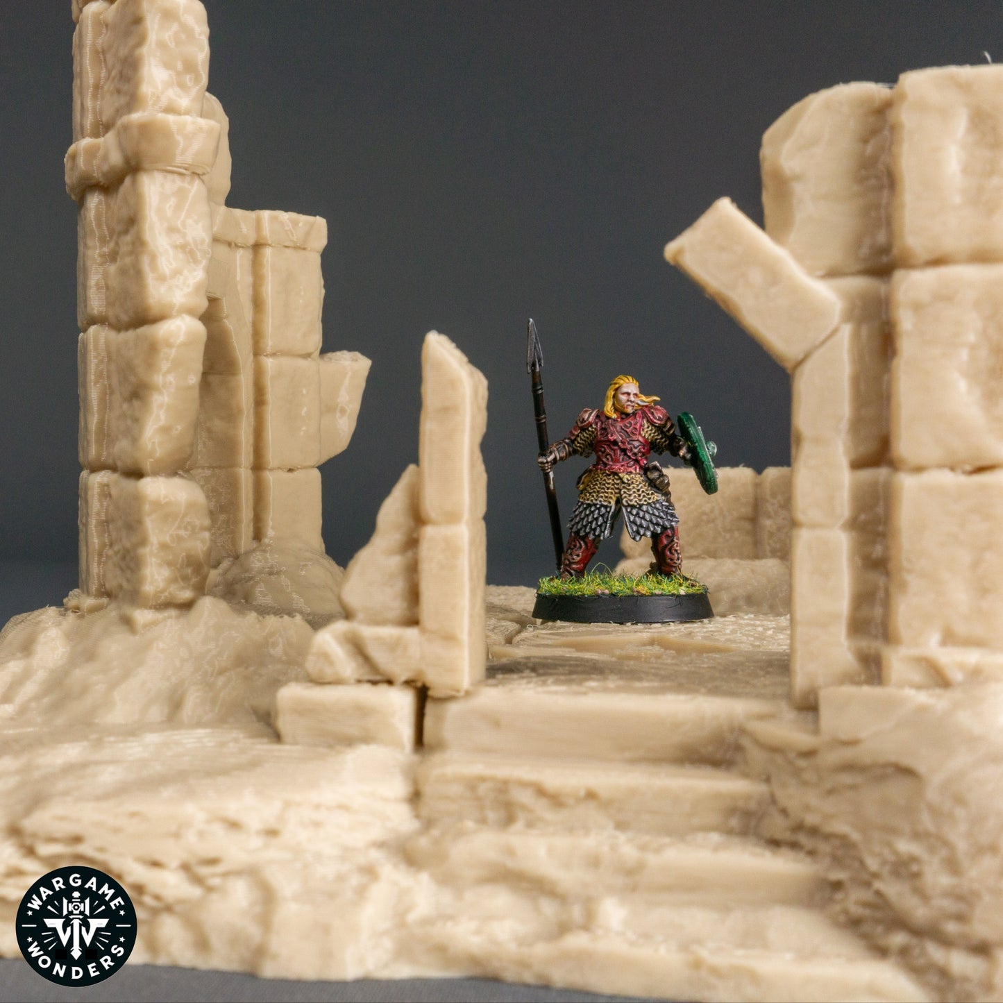 Small Ruin – Raven Peak