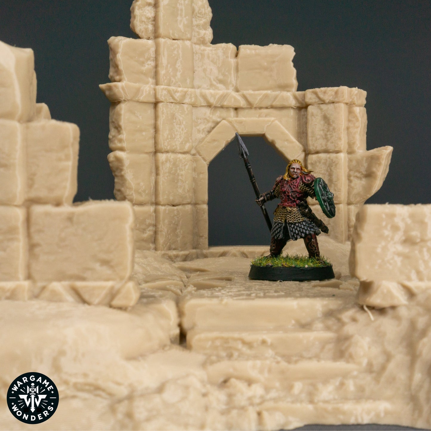 Small Ruin – Raven Peak